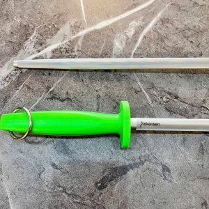 Liếc DIEKENSEN tròn nhám 12" Cán Nhựa PP FCPP-12R ( xanh dương - xanh lá )